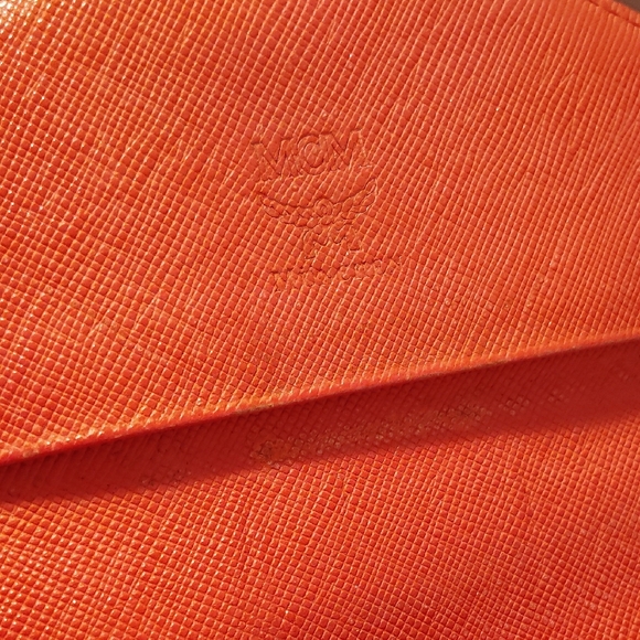 MCM Beige Monogram Envelope Clutch - Picture 9 of 10